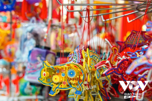 Hang Ma street busy as Mid-Autumn Festival nears - ảnh 8