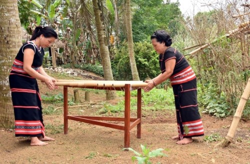 Bamboo musical instruments of the Xo Dang - ảnh 1