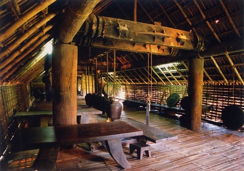 Unique longhouse in the Central Highlands - ảnh 2