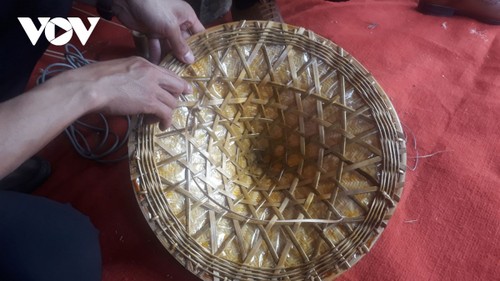 Traditional woven hats of the Ha Nhi in Dien Bien province - ảnh 3