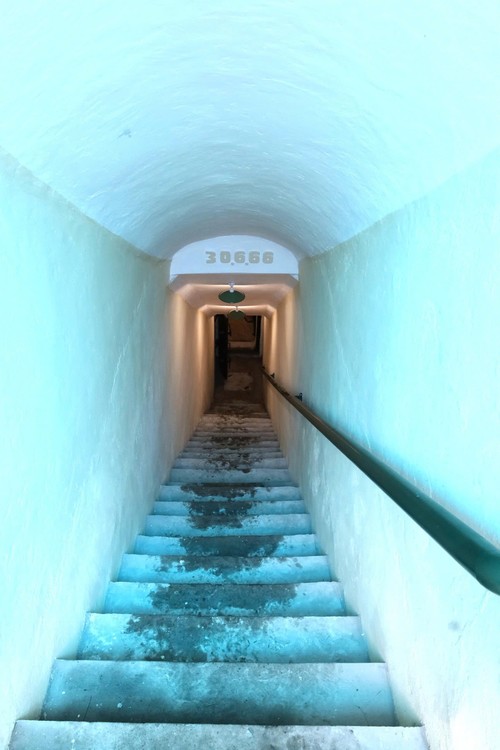 Secret military cipher bunker open to public - ảnh 2