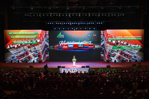Vietnam hosts global logistics’ largest event - ảnh 2