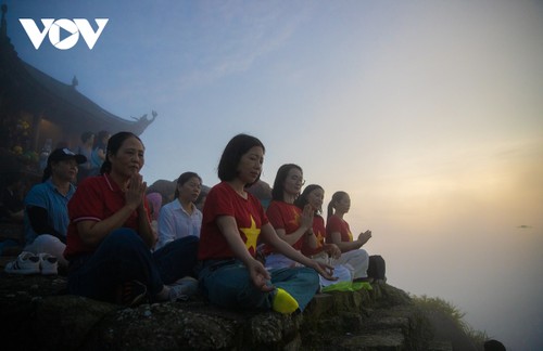 Yen Tu Autumn Festival 2025 - “Meditative colors of autumn” - ảnh 1