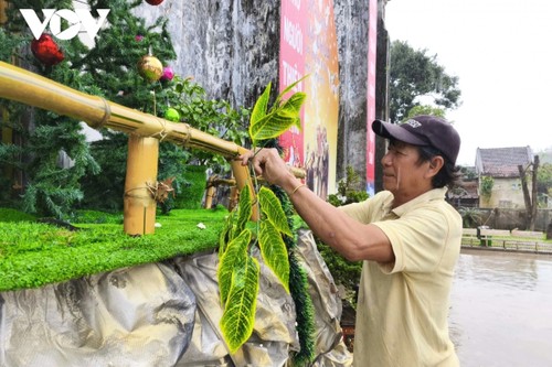 A merry Christmas in Mang Lang parish - ảnh 1