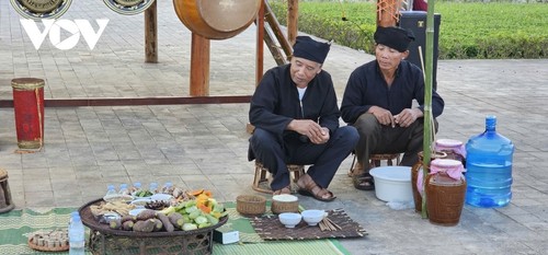 Ma Gro Festival brings blessings to Kho Mu villages - ảnh 2