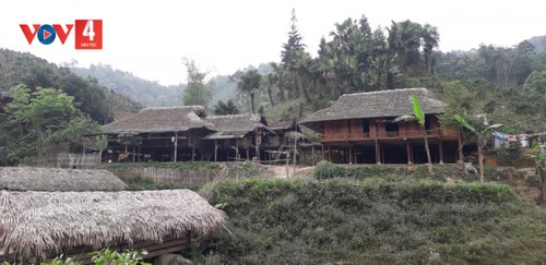 Ban Lien commune emerges as tourist destination in northern mountains - ảnh 2