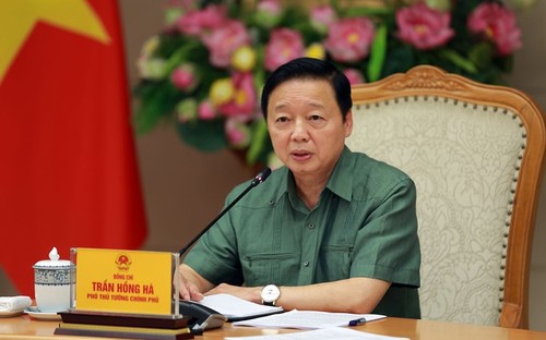 Deputy PM asks for comprehensive legal corridor for IPs and EZs - ảnh 1