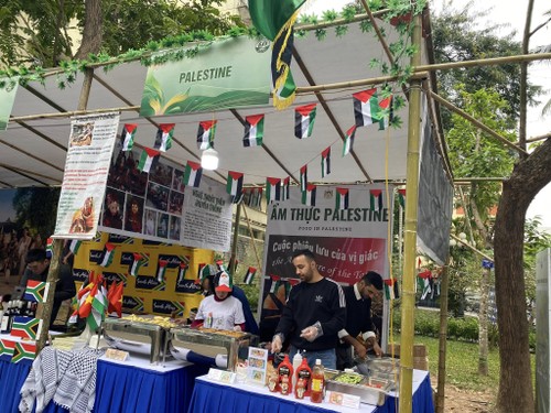 International Food Festival 2024: A colorful culinary “symphony” connecting cultures - ảnh 5