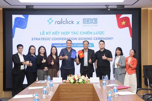 Online train ticket booking platform to be launched - ảnh 1