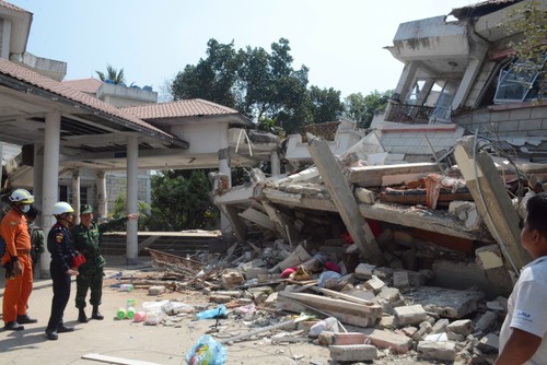 Vietnamese rescuers access quake-hit areas in Myanmar’s capital - ảnh 2