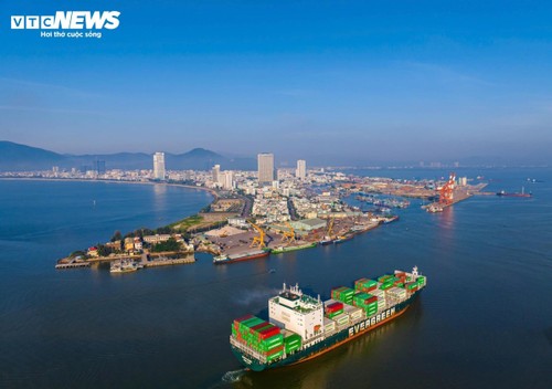 Merging provinces/cities creates space for marine economic development - ảnh 1