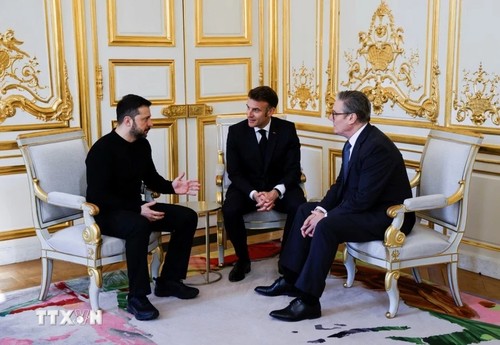 UK, France, Ukraine discuss plans to strengthen security for Kyiv - ảnh 1