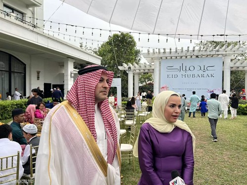 Muslim community in Vietnam celebrate Eid al-Fitr - ảnh 3
