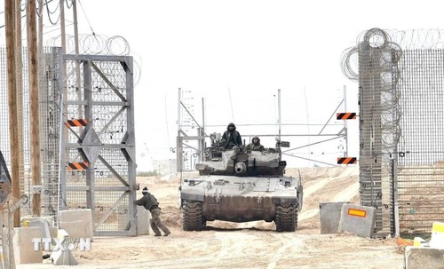 Israeli military expands security zone in the northern Gaza Strip  - ảnh 1