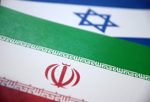 Putin offers to mediate Iran-Israel conflict  - ảnh 1