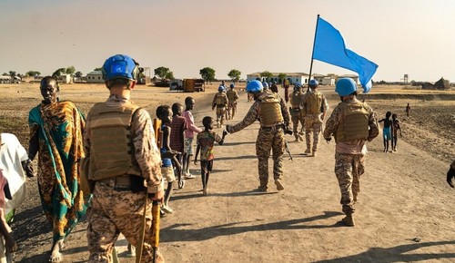 UN to cut 25% of global peacekeeping force  - ảnh 1