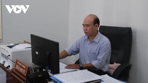 Turning English into real-world experiences: inspiring story of teacher Do Uyen - ảnh 4