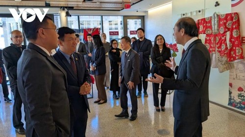 Vietnam showcases culture, heritage at Washington DC exhibition - ảnh 2