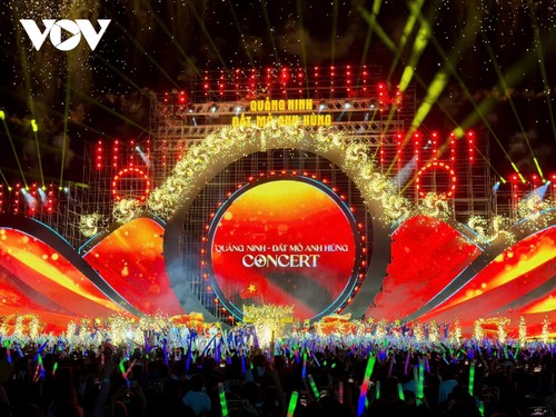 Quang Ninh lights up night-time economy - ảnh 3