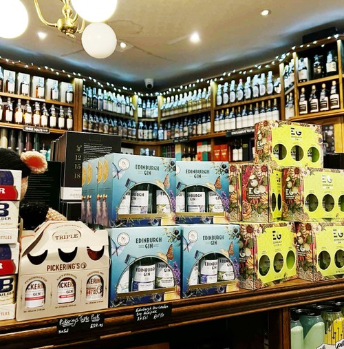 Where peat smoke meets laughter - ảnh 3