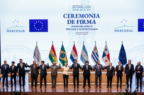EU, Mercosur sign landmark trade deal - ảnh 1