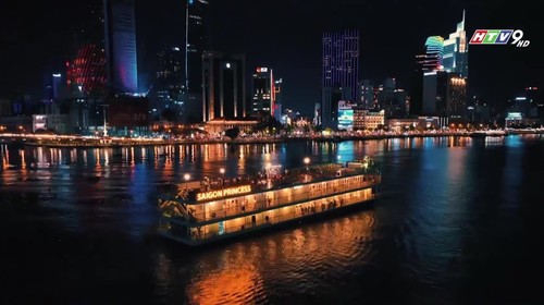 From art shows to pedestrian street, Ho Chi Minh City lights up with night tourism - ảnh 4