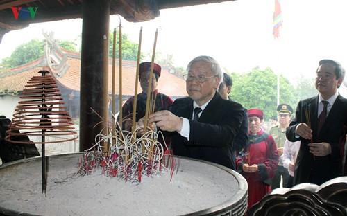 富寿省2016年雄王祭祖大典暨雄王庙会 - ảnh 12