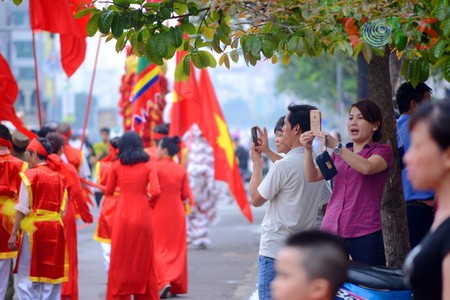 五彩缤纷的升龙南镇庙会 - ảnh 13