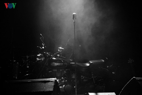 Toàn cảnh Rockshow “Trần Lập - Hẹn gặp lại” ấn tượng và xúc động - ảnh 15