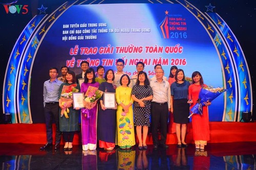 VOV đạt 7 giải thưởng toàn quốc về thông tin đối ngoại năm 2016 - ảnh 11