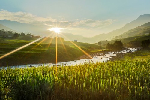 Việt Nam tuyệt đẹp qua ống kính nhiếp ảnh gia nước ngoài - ảnh 14