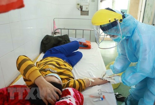 Những y, bác sĩ nơi tuyến đầu chống dịch COVID-19 ở Bình Xuyên - ảnh 5