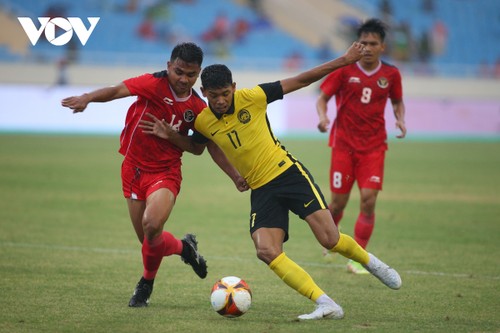 Trực tiếp U23 Indonesia - U23 Malaysia: Tranh HCĐ SEA Games 31 - ảnh 3