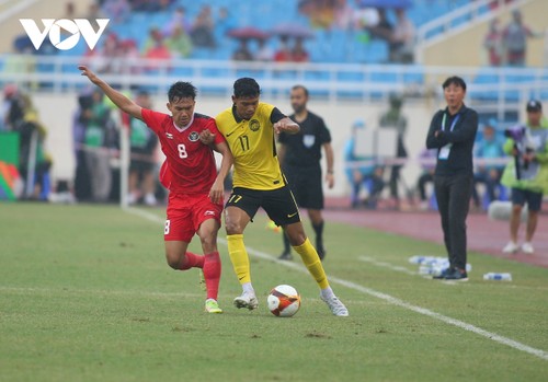 Trực tiếp U23 Indonesia - U23 Malaysia: Tranh HCĐ SEA Games 31 - ảnh 5