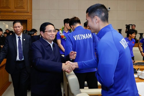 Thủ tướng gặp mặt và trao thưởng Đội tuyển Việt Nam vô địch ASEAN Cup 2024 - ảnh 7