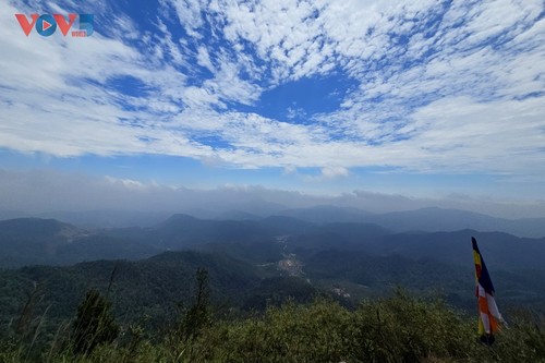 “Giải leo núi Yên Tử 2025” - câu chuyện “Chinh phục đỉnh Phù Vân“ - ảnh 9