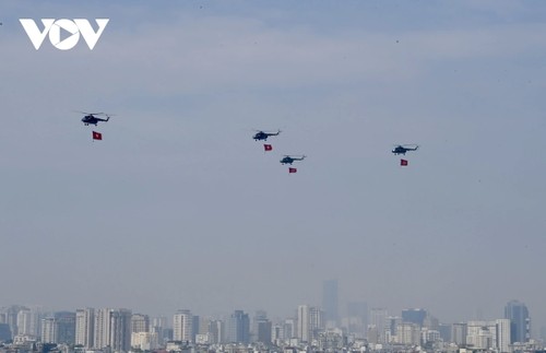 Tổng hợp luyện diễu binh: Tiêm kích, trực thăng bay trên Quảng trường Ba Đình - ảnh 5