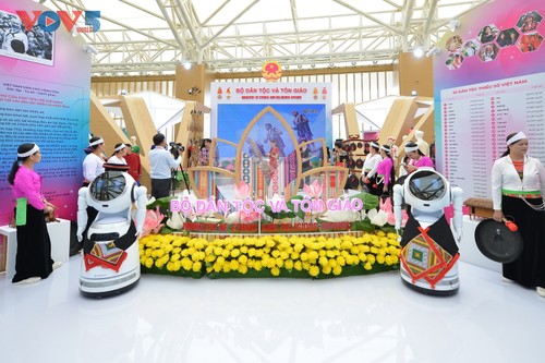 Dấu ấn khoa học kỹ thuật cao trong các gian Triển lãm quốc gia A80 - ảnh 20