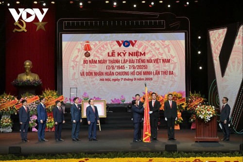 Toàn cảnh Lễ kỷ niệm 80 năm Ngày thành lập Đài Tiếng nói Việt Nam - ảnh 4