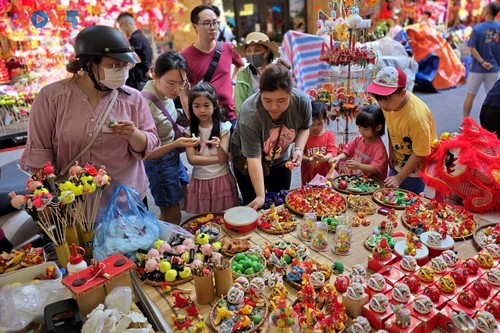 Nhộn nhịp không khí đón Tết Trung thu tại phố cổ Hà Nội - ảnh 12