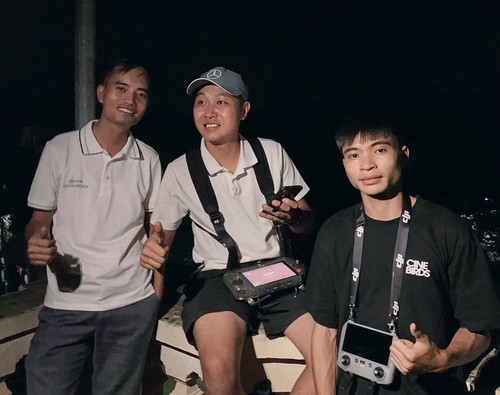 Phi công Drone đổ về miền Bắc trinh sát, thả hàng tấn hàng cứu trợ, cứu sống người bị lật thuyền trong đêm - ảnh 4