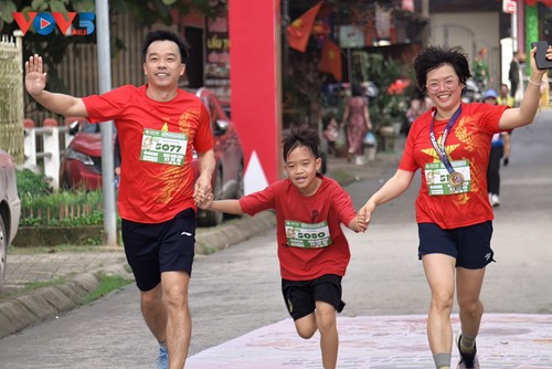 Ấn tượng giải chạy Bắc Sơn Marathon - Ná Nhèm Festival - ảnh 15