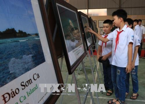 « Hoàng Sa et Truong Sa – les preuves historiques et juridiques » arrive à Bac Kan - ảnh 1