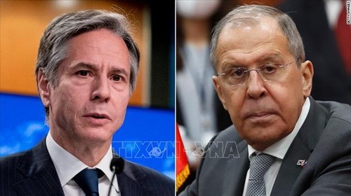 Blinken et Lavrov prônent la coopération pour apaiser des relations américano-russes tendues à l'extrême - ảnh 1