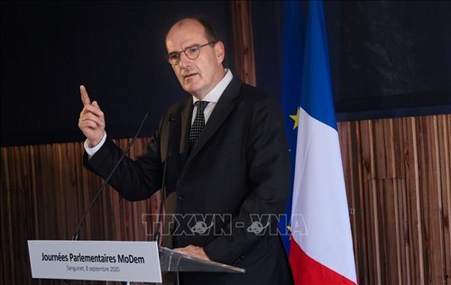 Licences de pêche post-Brexit: le Premier ministre français demande l’appui de Bruxelles face au Royaume-Uni - ảnh 1