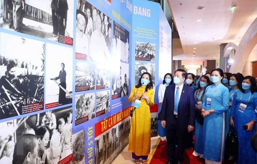 Activités en l'honneur du treizième Congrès national de l'Union des femmes vietnamiennes - ảnh 1