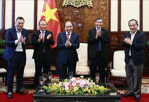 Park Hang-seo et Mai Duc Chung reçus par Nguyên Xuân Phuc - ảnh 1