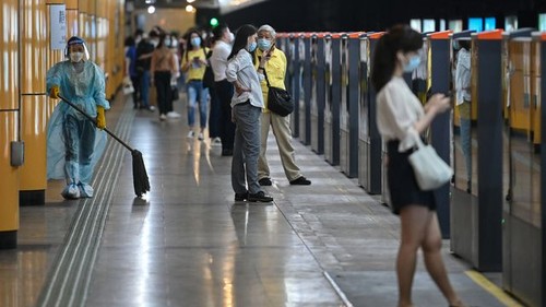 Chine: la ville de Shanghai reprend vie, après deux mois de confinement - ảnh 1