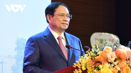 Pham Minh Chinh célèbre le 120e anniversaire de la fondation de l’Université de la médecine de Hanoï - ảnh 2