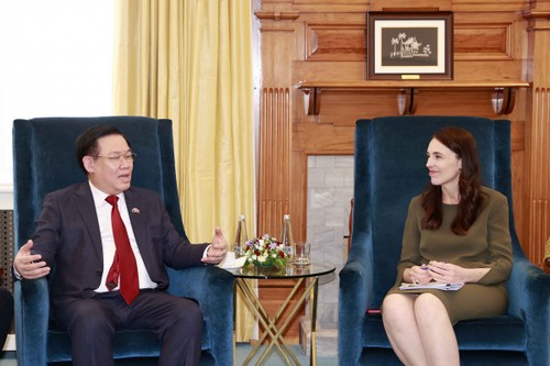 Vuong Dinh Huê rencontre Jacinda Ardern - ảnh 1